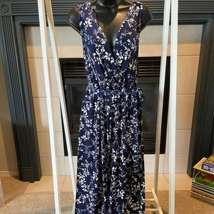2X Kaileigh brand floral maternity jumpsuit